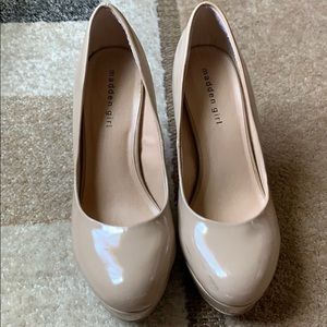 Madden Girl Nude Pumps